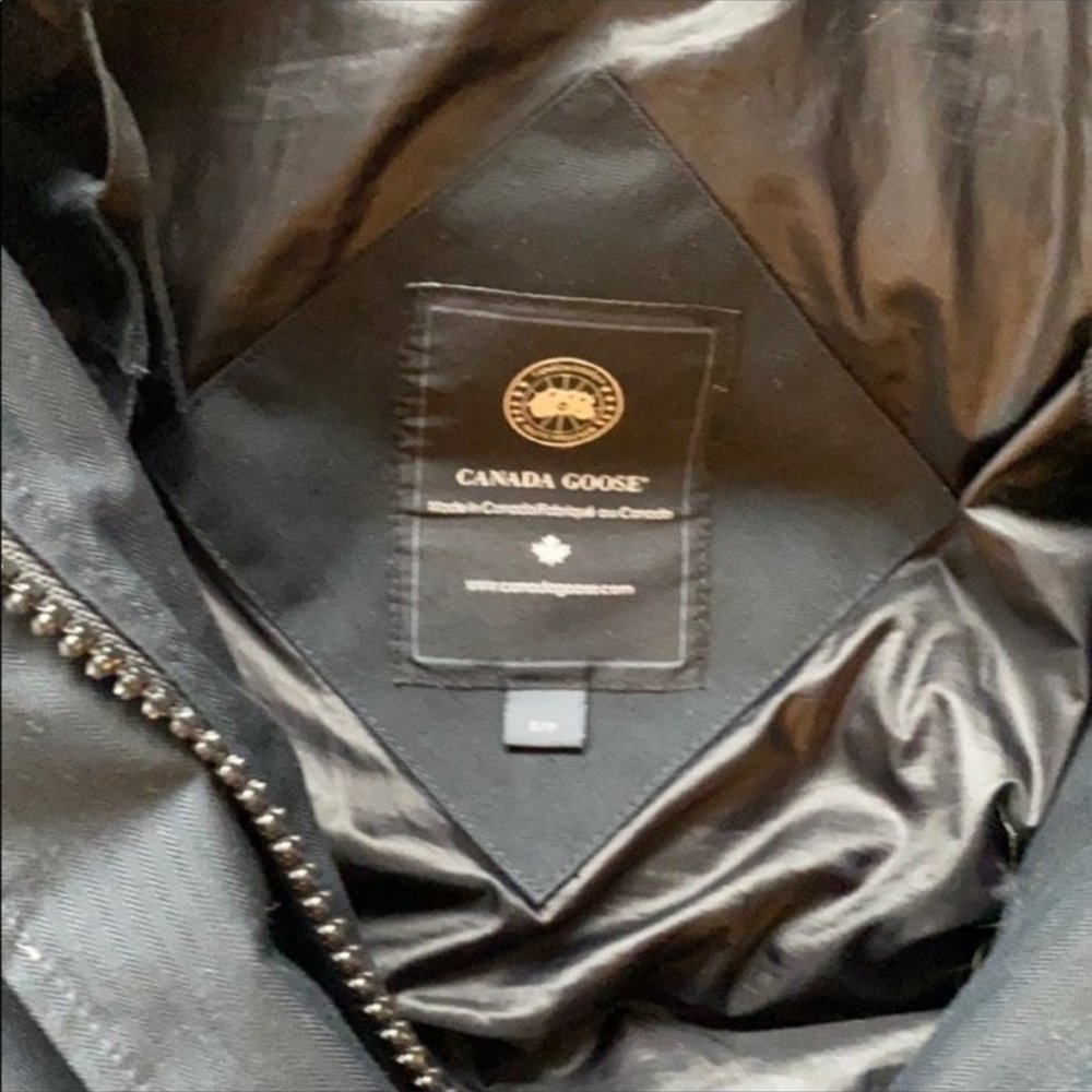 Black Label Shelburne Canada Goose Parka - Picture 7 of 12